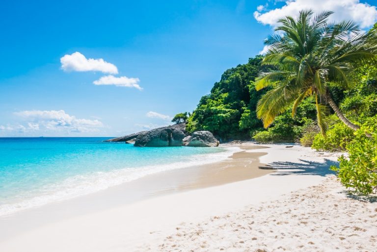 Long Weekend! Ini 3 Pantai Hidden Gem di Batam yang Wajib Dikunjungi
