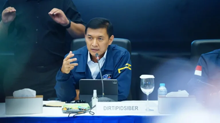 WNI Buronan Interpol dalam Kasus Penipuan Online Internasional Akhirnya Ditangkap