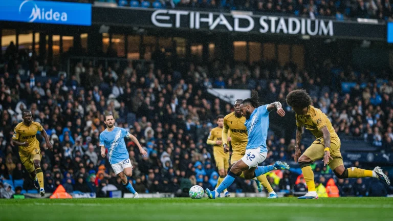 Manchester City Tumbangkan Crystal Palace 3-0, Jaga Peluang Perebutan Gelar