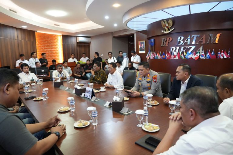 Audiensi Perwakilan Driver Online Batam di Marketing Centre