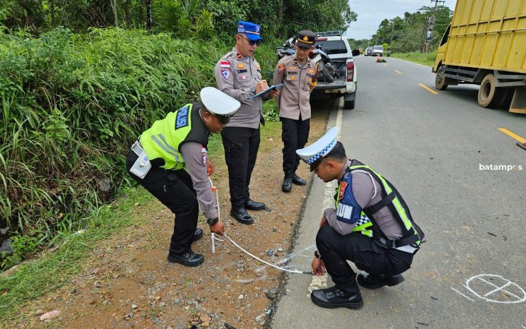 Tabrakan Dua Motor di Jalan Lama Pinang-Uban Bintan, Satu Orang Meninggal Dunia