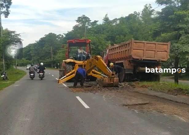 Jalan S Parman Diperbaiki Lagi, Warga Harap Tak Sekadar Tambal Sulam
