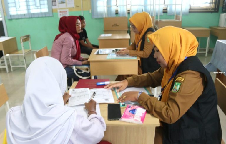 Calon Siswa Tak Lolos Jalur Prestasi dan Afirmasi Masih Bisa Daftar Jalur Domisili