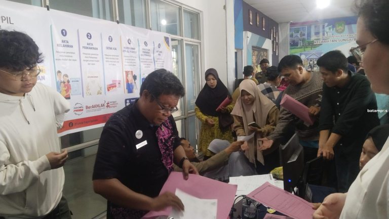 Warga Serbu Layanan GASPOL di Sungai Beduk, Disdukcapil Batam Jemput Bola Permudah Urus Dokumen Kependudukan