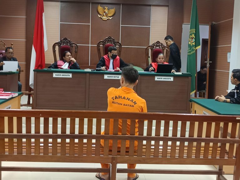Menunggu Saksi dari Luar Negeri, Sidang Dugaan Penempatan PMI Ilegal Kembali Molor