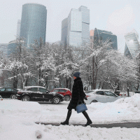 RUSSIA-WEATHER-MOSCOW-SNOWFALL